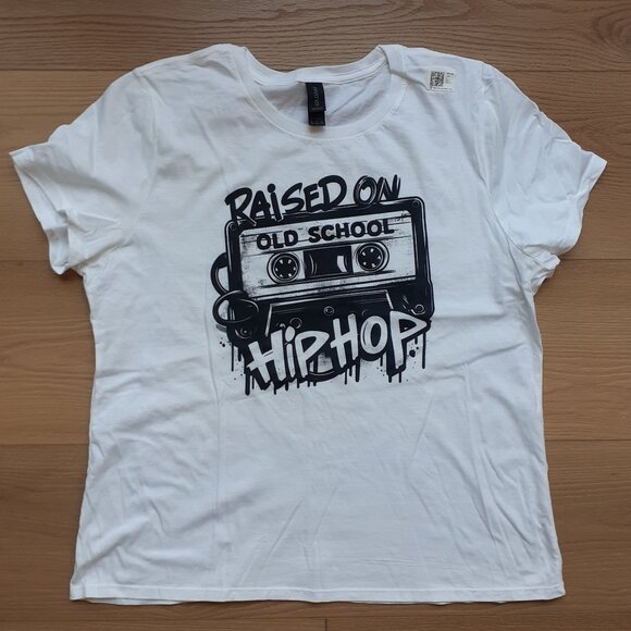 New Women's XL Raised on Old Schook Hip-Hop White T-Shirt - Picture 1 of 4
